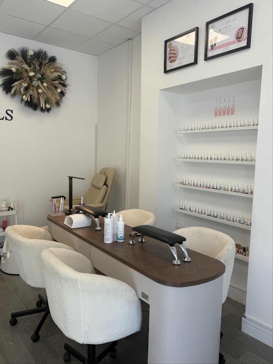 Glam nails by LK work